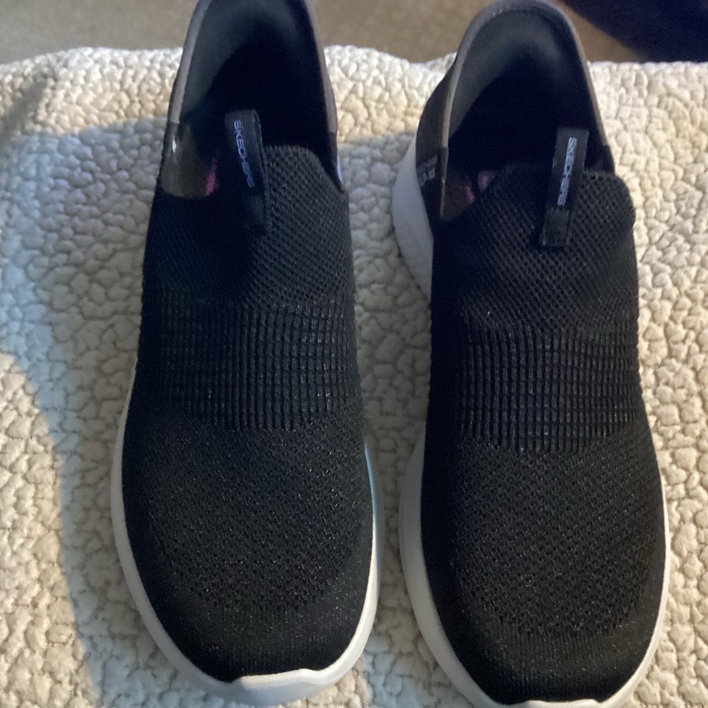 Skechers Slip-On Knit Sneaker — Black